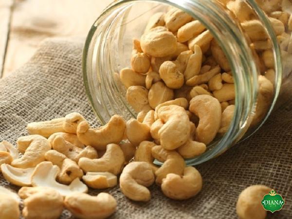 Bulk raw cashew pieces | Buy at a cheap price