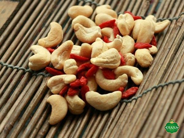 Bulk cashews Costco purchase price + preparation method