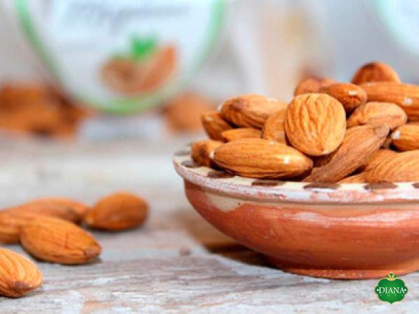 Getting to know almonds in their shell + the exceptional price of buying almonds in their shell